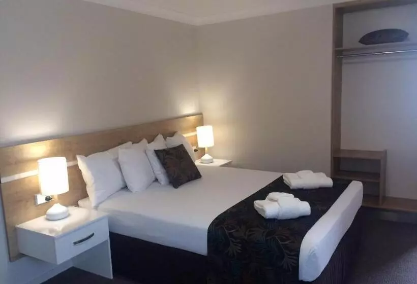 2ベッドルーム家族用アパートメント, Castle Crest Motel