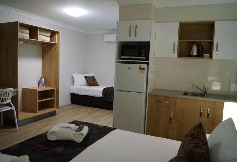 חדר סטודיו סטנדרד, Castle Crest Motel