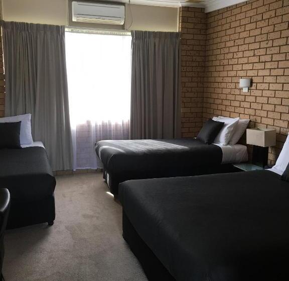 חדר משפחתי דלוקס, Avondel Motor Inn