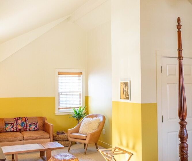 غرفة ديلوكس, The Vesper Woodstock