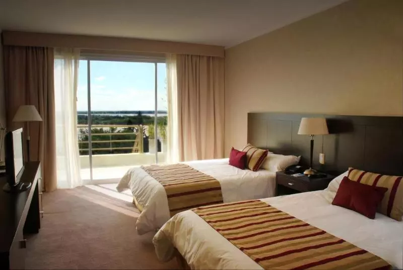 スイート, Howard Johnson By Wyndham Plaza Hotel Mayorazgo