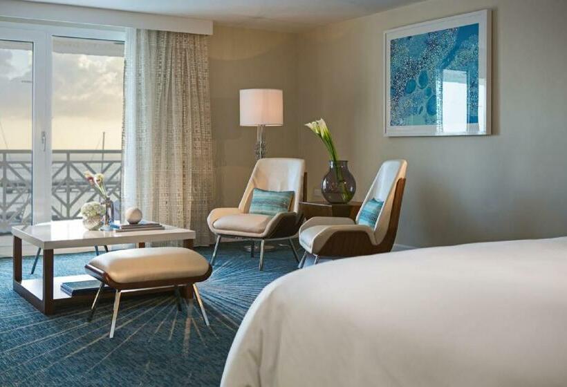 סוויטת אקזקיוטיב, עם מיטת קינג, Renaissance Wind Creek Aruba Resort