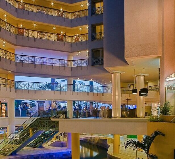 Номер Стандарт 2 Двуспальные Кровати, Renaissance Wind Creek Aruba Resort