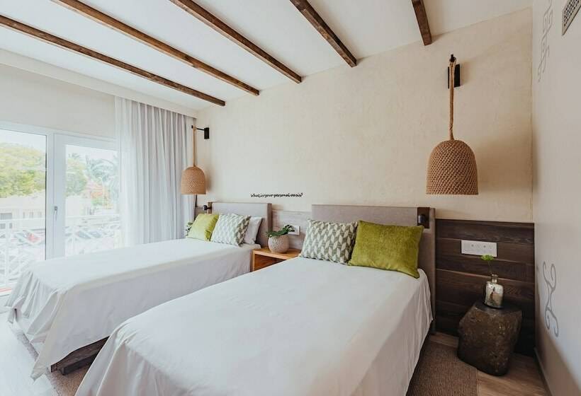 חדר סטנדרט שתי מיטות זוגיות, Renaissance Wind Creek Aruba Resort