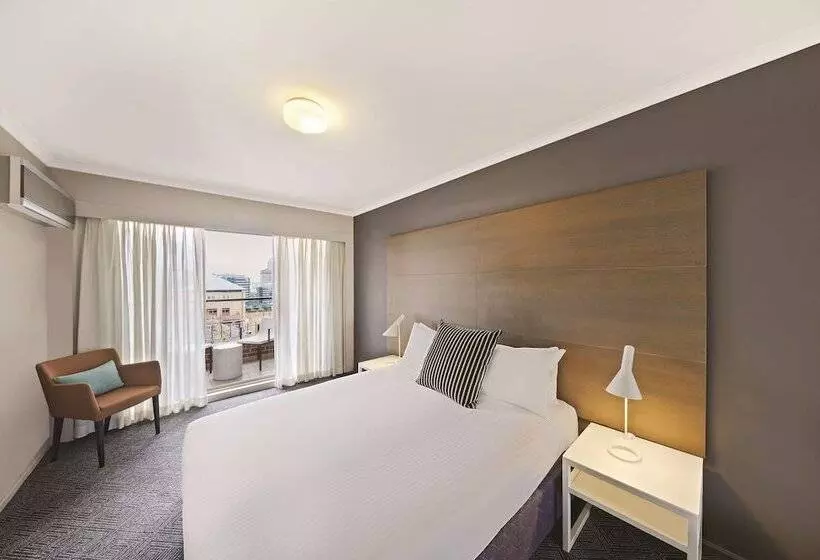 1 Bedroom Apartment City View, Adina Apartment Hotel Sydney Surry Hills