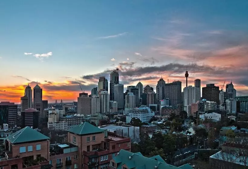 1 Bedroom Apartment City View, Adina Apartment Hotel Sydney Surry Hills