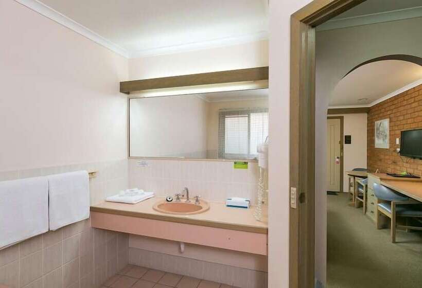 标准间, Golden Square Motor Inn