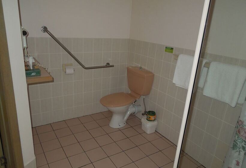 身障者適用スタンダードルーム, Golden Square Motor Inn
