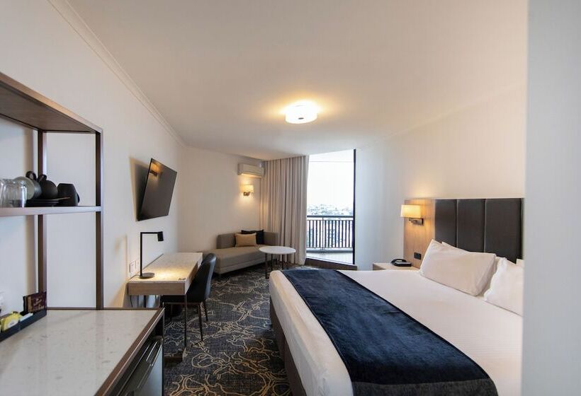 חדר סופריור עם מיטת קינג, Grand Chancellor Brisbane