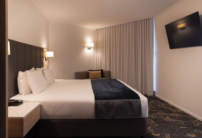 חדר סופריור עם מיטת קינג, Grand Chancellor Brisbane