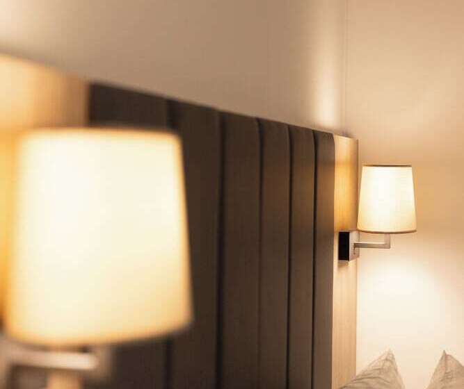 חדר סופריור עם מיטת קינג, Grand Chancellor Brisbane