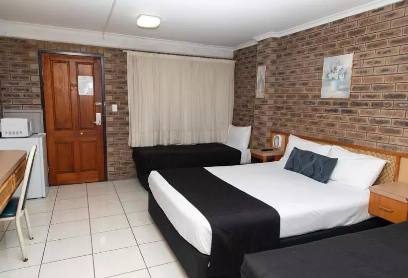 Family Room, Lantern Motor Inn