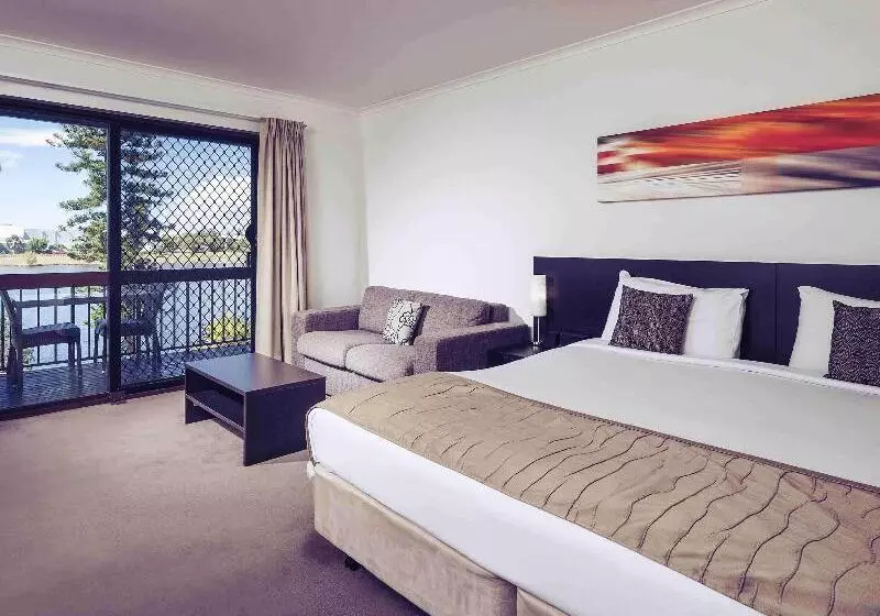 Family Room, Mercure Townsville