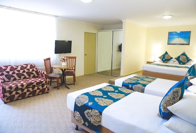家庭间, Ryde Inn