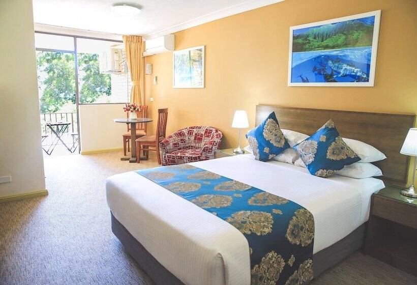 חדר דלוקס, Ryde Inn