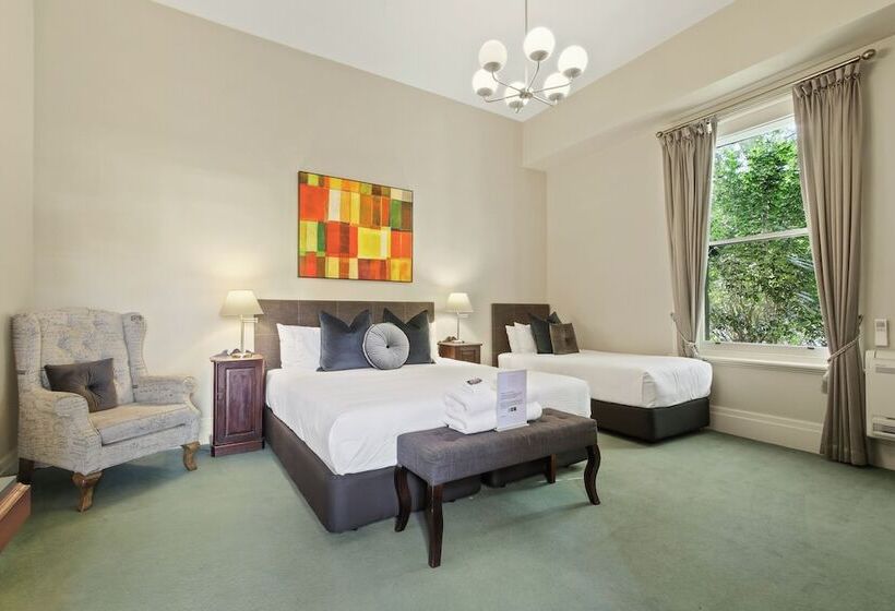 Номер Deluxe, The Riversleigh