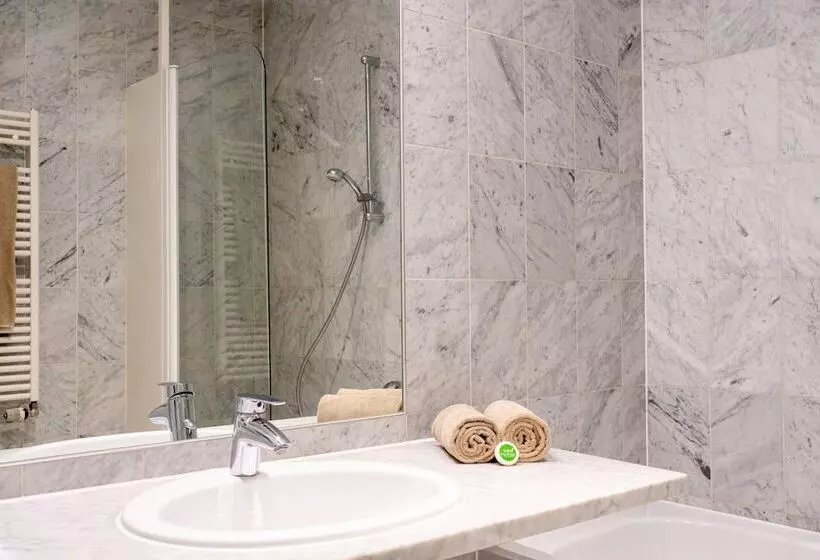 Habitación Estándar, Eee Hotel Perg