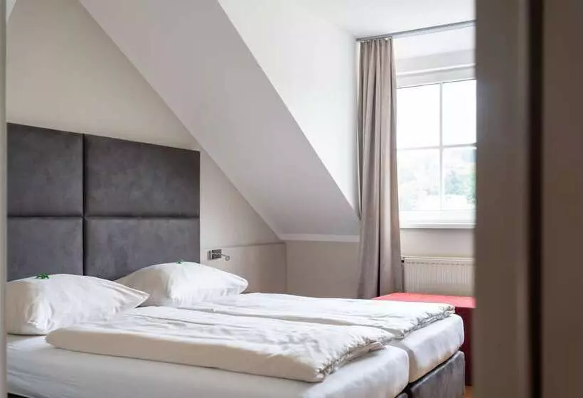 Habitación Estándar, Eee Hotel Perg