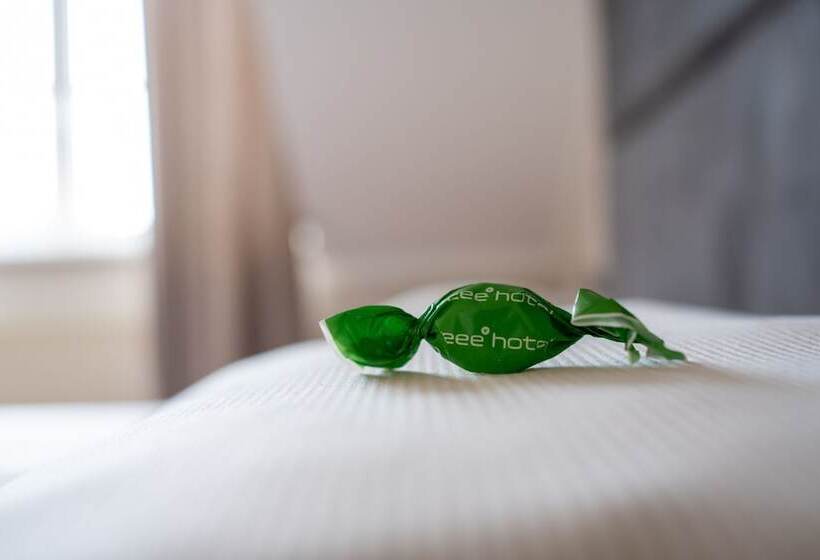 스탠다드 룸, Eee Hotel Perg