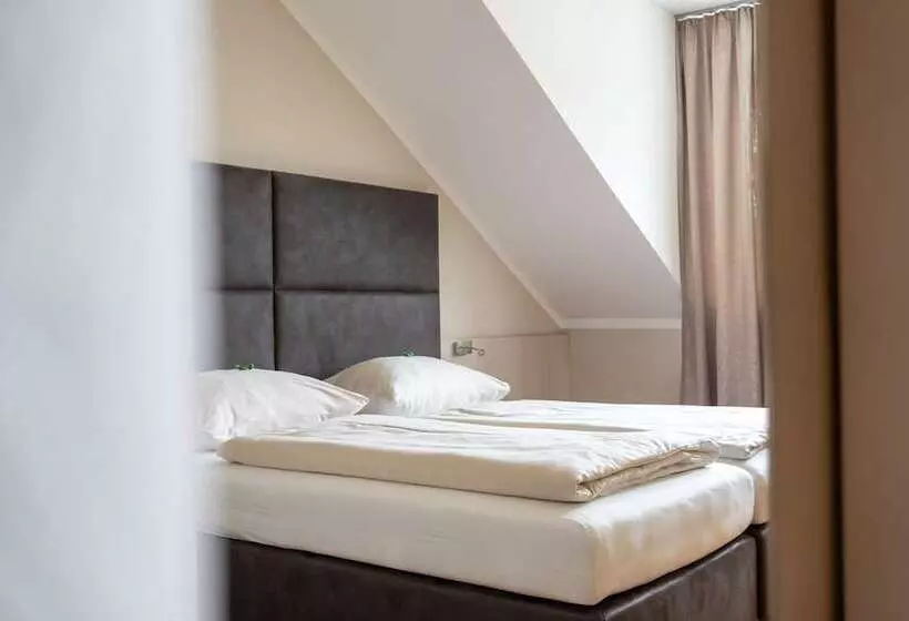 Habitación Estándar, Eee Hotel Perg
