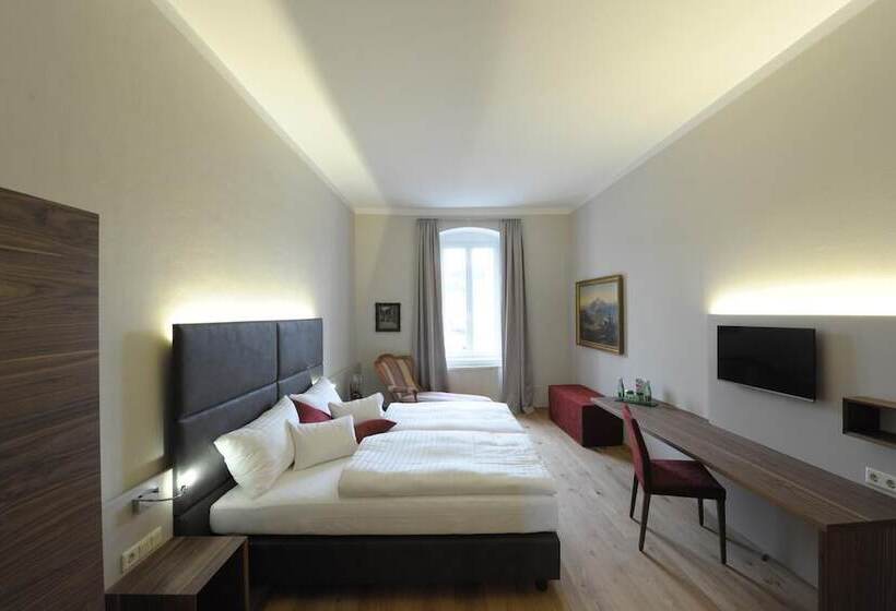 غرفة قياسية, Eee Hotel Perg