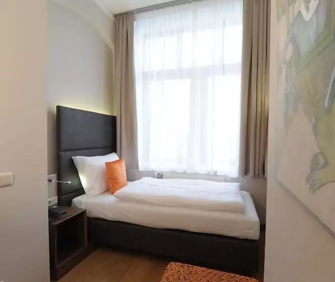 Habitación Estándar Individual, Eee Hotel Perg