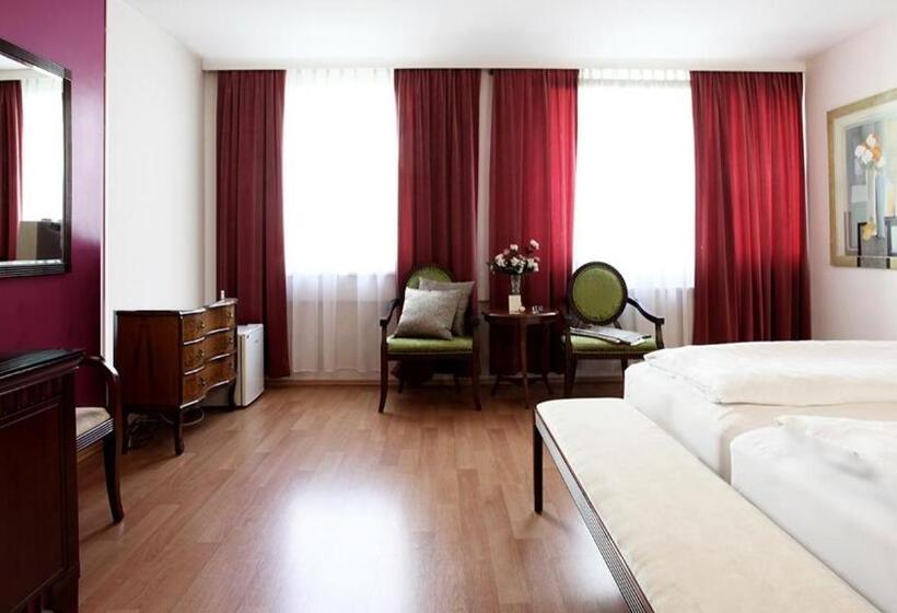 اتاق استاندارد, Attaché Contactless