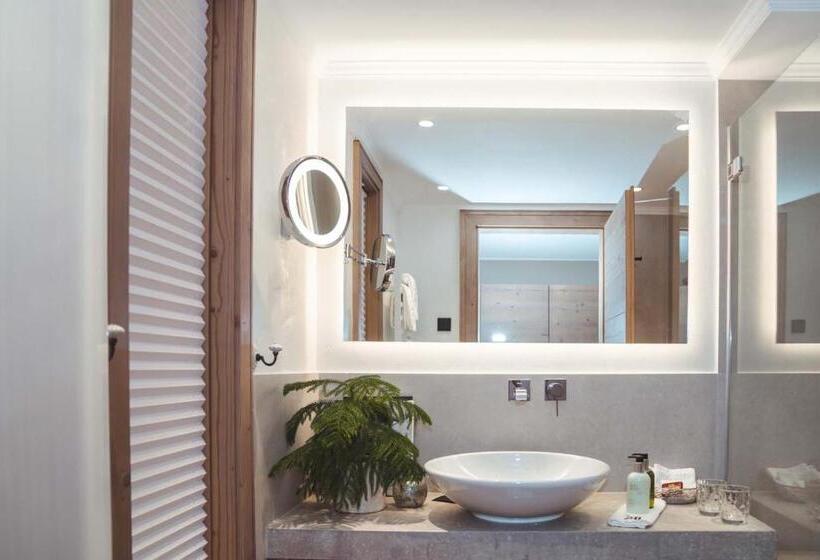 Номер Стандарт с Балконом, & Chalet Madlochblick