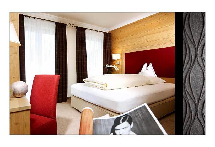 Номер Стандарт Индивидуальный с Балконом, & Chalet Madlochblick