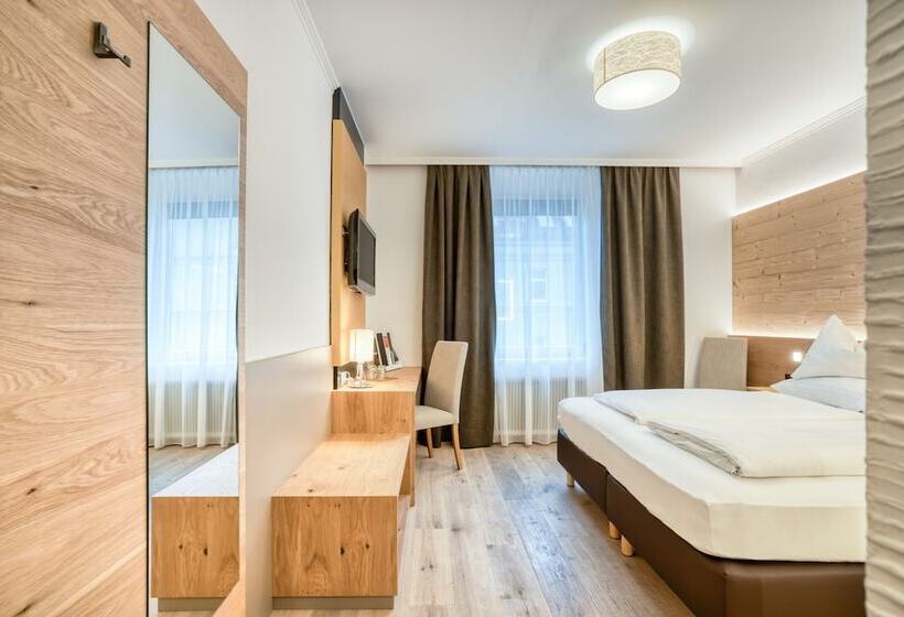 Номер Стандарт, Leipziger Hof Innsbruck