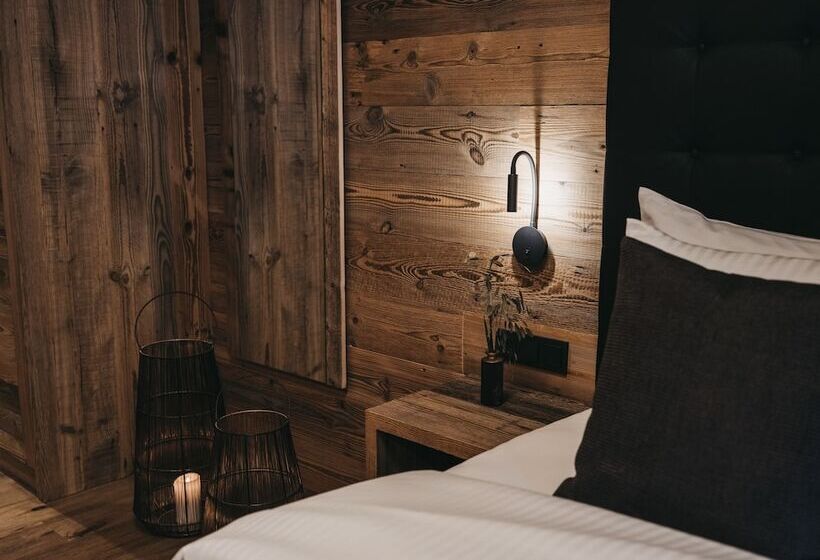 标准间, Vaya Post Saalbach