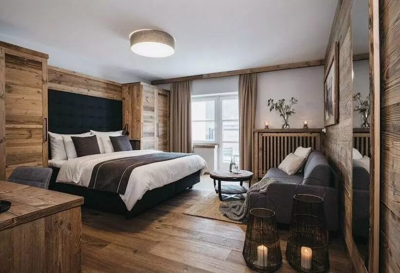 اتاق سوپریور, Vaya Post Saalbach