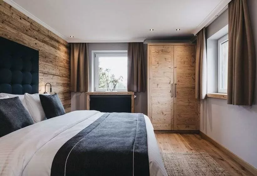 سوییت, Vaya Post Saalbach