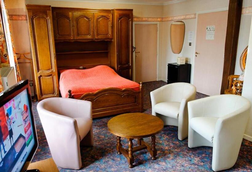 Номер Стандарт Трехместный, Auberge D Alsace Hôtel De France