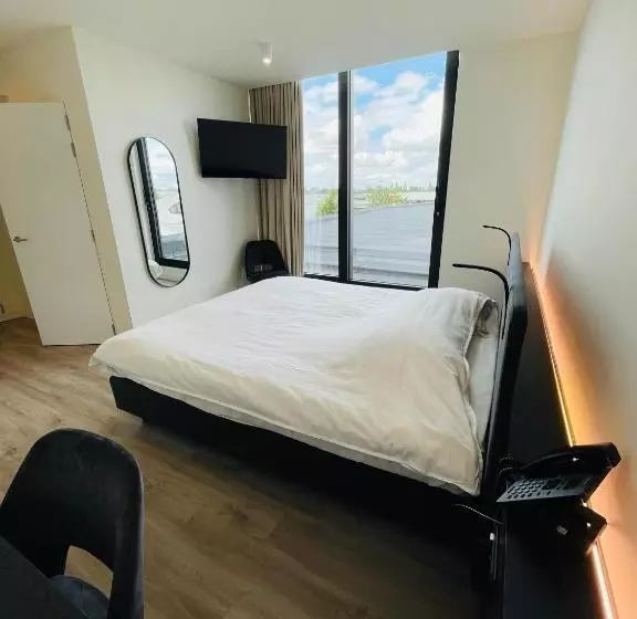 Prestige-huone, Bell X Kortrijk Wevelgem