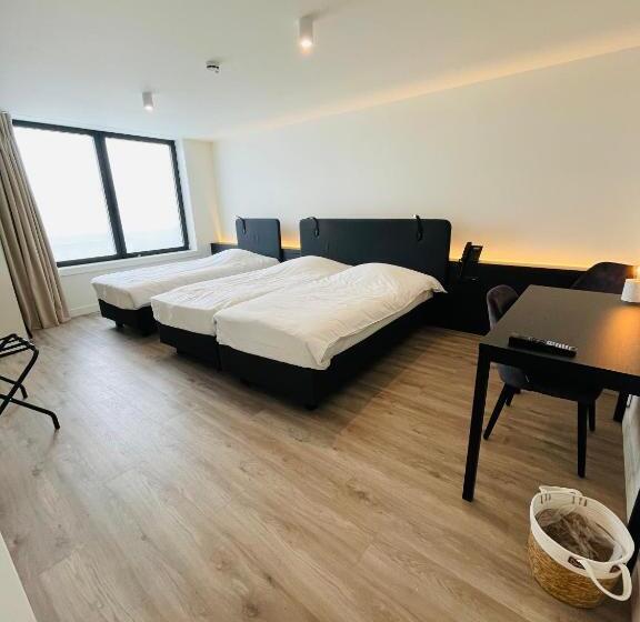 اتاق راحتی سه تخته, Bell X Kortrijk Wevelgem