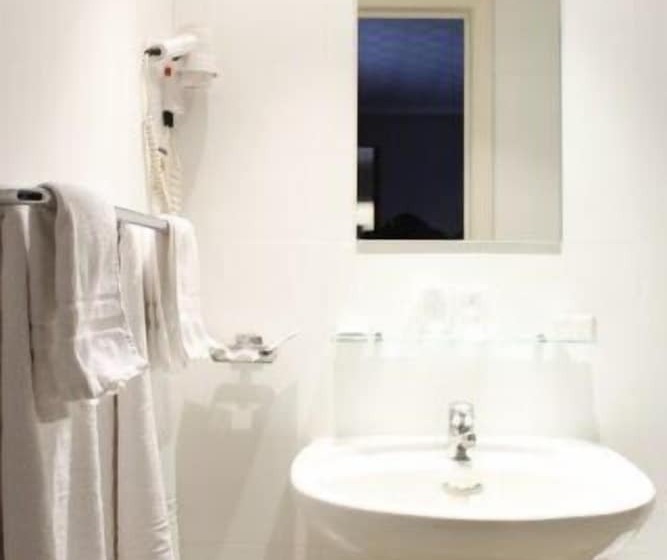 スタンダードシングルルーム, De Croone