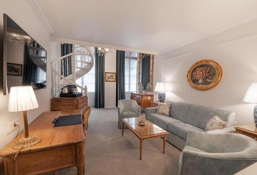 Duplex Junior Suite, Manos Stephanie