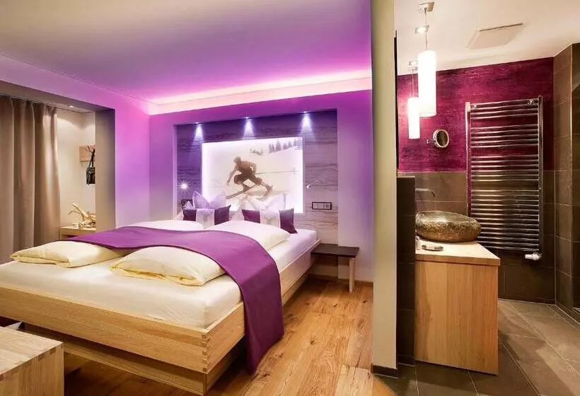 スーペリアールーム, Verwöhn Wellnesshotel Walserhof