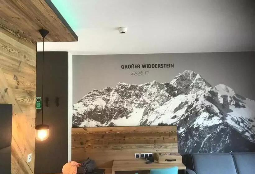 バルコニー付きデラックスルーム, Verwöhn Wellnesshotel Walserhof