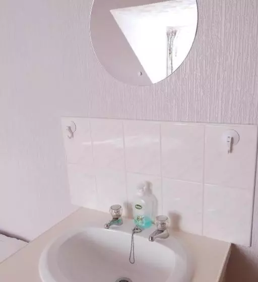 اتاق استاندارد با سرویس بهداشتی مشترک, Abbey Guest House