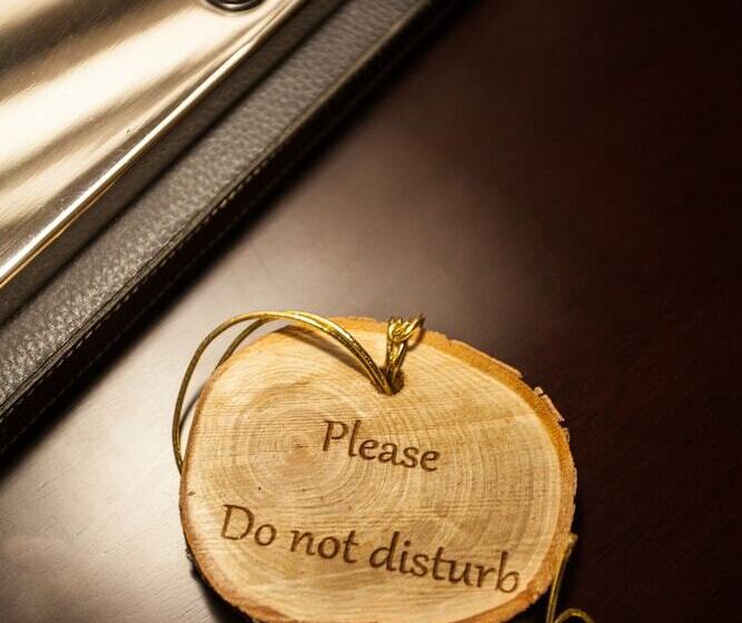 标准间, Strathaven