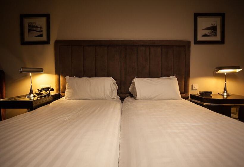 标准间, Strathaven