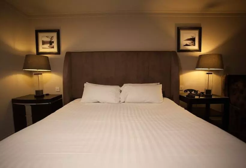 Standard Yhden Hengen Huone, Strathaven