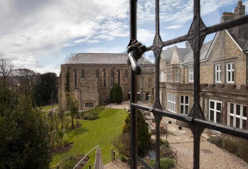 标准房带园景, The Alverton