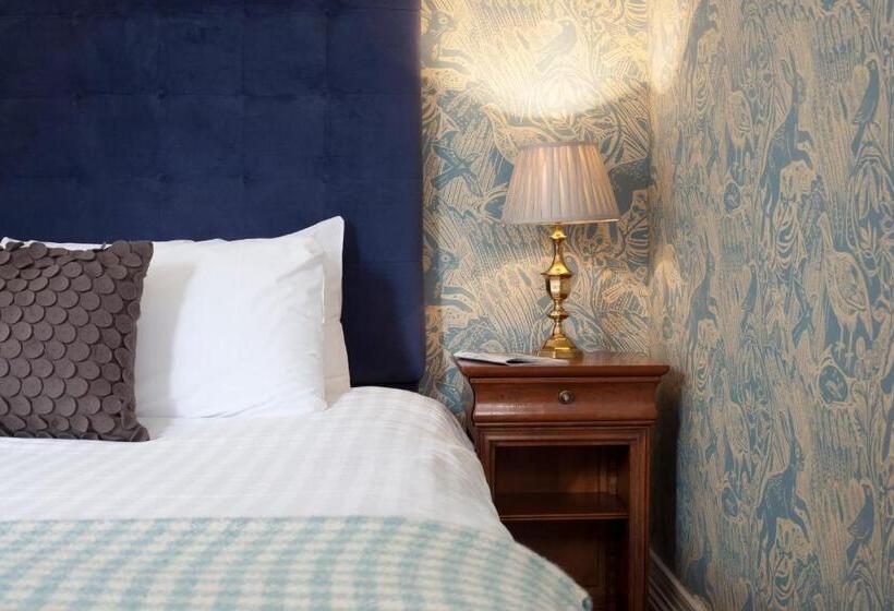 标准房带园景, The Alverton