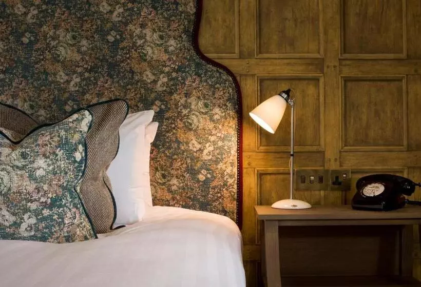 Chambre Supérieure, The Alverton