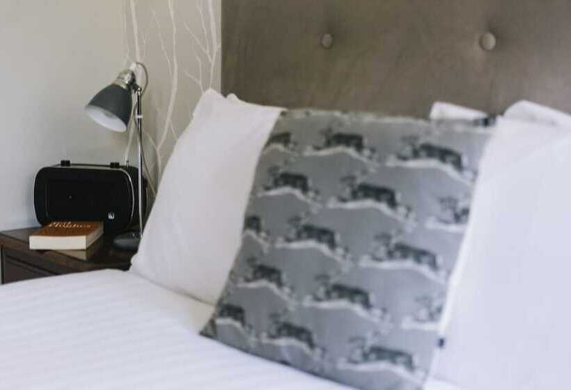 标准单人间, The Alverton