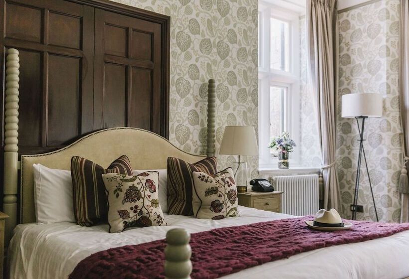 小型套房, The Alverton