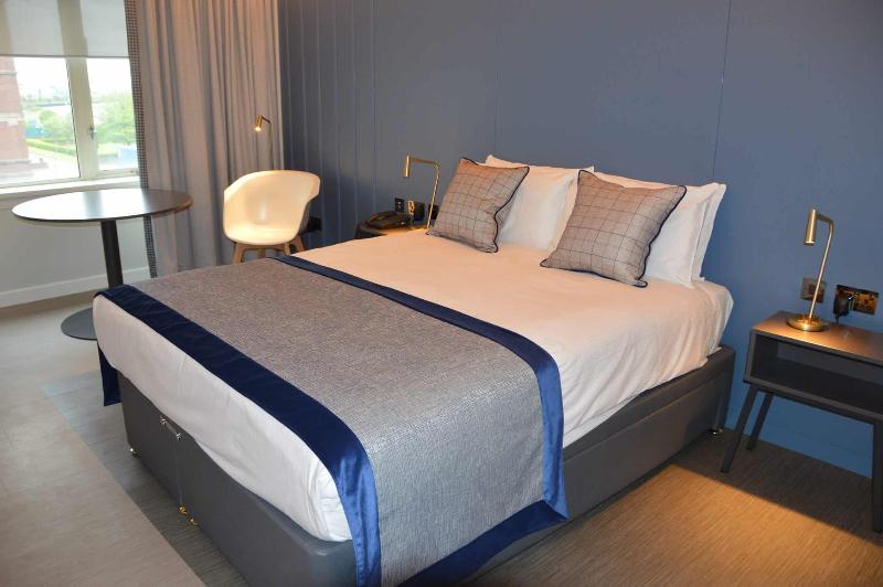 חדר סטנדרט עם מיטת קינג, The Golden Jubilee